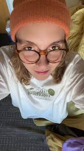 Kendyl :) (@kenvocado)