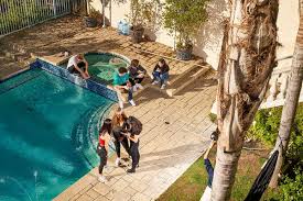 Drip crib members live and make videos in a house that costs. Hype House And The Los Angeles Tiktok Mansion Gold Rush The New York Times
