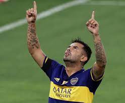 El colombiano edwin cardona toca imagen en su uniforme del fallecido diego armando maradona, en el deportes. Sports News Edwin Cardona World Cup In Russia World Today News