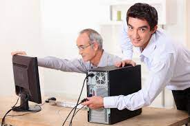 Of heeft u regelmatig vragen of problemen met uw computer of laptop? Computer Hulp Aan Huis Tech Hut 06 57149869