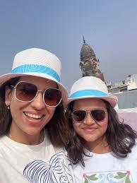 What a joy dancing under the sunny skies of España! Thanks Devanshu J Patel  for capturing it beautifully. #momanddaughtergoals #dancelove