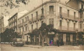 Maison Carre Grands Magasins De L Harrach Http Alger Roi Fr Maison Carre Alger Paysage Algerie