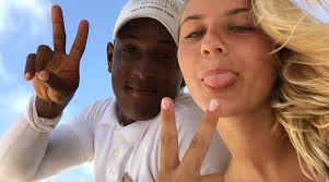 CIRCLE AT PARADISUS PALMA REAL