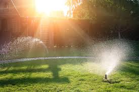 Es gibt viele möglichkeiten deinen garten zu bewässern. Bewasserungssysteme Fur Garten Und Balkon Gartenpflege Mit System