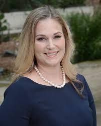 Beverly Maggart's Instagram, Twitter & Facebook