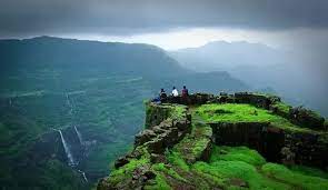 The journey by road is scenic throughout & is highly there are lot of places near pune, mumbai to visit, but most of them are well known. Pune Maharashtra India Which Place Is Good For Nature Photography In Or Near Pune Quora