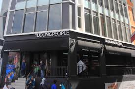 Konsep butik café ini lebih digemari buat masyarakat masa kini yang ternyata café seperti ini lebih ringkas serta mudah. Tempat Syiok Bangi Sentral Syurga Para Hijabster