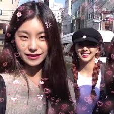 Izty Icons Pretty Girlies Like Reblog If U Kpop Girls Itzy Girl