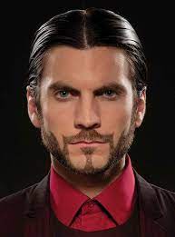 Steampunk Hairstyles Men Google Search Hunger Games Beard Hunger Games Movies Hunger Games