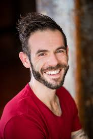 Lifestyle Branding & Headshots by Terri Diamond — Brand & Refresh