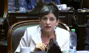 13 hours ago · este jueves se filtró un audio adjudicado a la diputada nacional de la provincia de buenos aires por el frente de todos, fernanda vallejos, en el que se refiere en duros términos al presidente de la nación, alberto fernández, y a miembros del poder ejecutivo, como el jefe de gabinete, santiago cafiero, y el ministro de economía martín, guzmán. La Diputada Vallejos Sostiene Que Los Economistas Ortodoxos Argentinos Retrasan