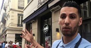 31 rue victor hugo, 69002 lyon. Rhone Attentat Rue Victor Hugo A Lyon On A Trouve Six Personnes Allongees La Scene Etait Violente