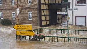 Jul 15, 2021 · die folgen der unwetter in deutschland haben bereits neun menschen das leben gekostet. Ai5nwoer9qhvtm