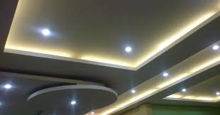 Ternyata model plafon yang berwarna merah tidak kalah menariknya. 27 Model Plafon Rumah Gypsum Simple Dan Minimalis