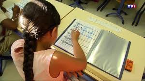 Débat semaine de 4 jours. Rythmes Scolaires Nos Lecteurs Largement Favorables Au Retour A La Semaine De 4 Jours Lci
