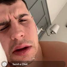 Elliot Armstrong (@ElliotArmstrong)