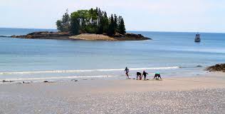 It was a awesome stay for us,,,the location was great,,the clean & spacious room,the little kitchen was great,,,,little family tv room,,,,it was quiet,we will be back.thank you tim. Pictures Of Maine Beaches Photo Gallery Maine Beaches Maine Travel Beach Photos