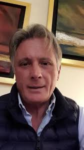 Indoor Style Inspiration: Dark Puffer Jacket Look