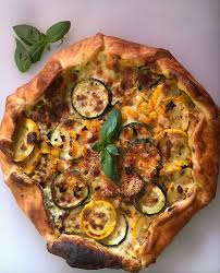 Tarte Rustique Courgettes Lardons Et Mozzarella Lardon Courgette Lardon Mozzarella