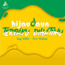 Ilusi tak bertepi sendiri mengisahkan tentang cinta yang akan sulit diwujudkan dan hanya bisa menjadi ilusi, karena orang yang dicintai adalah kekasih saha. Lirik Hijau Daun Terpaku Dihatimu Chord Dh Production Indonesia