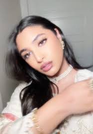 Sarah Blase's Instagram, Twitter & Facebook