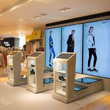 Design Showcase Adidas Puts Customer Interaction On A Pedestal Retail Design World Interactive Retail Digital Retail Retail Store Design