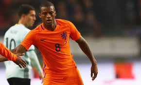Gini wijnaldum saga holding up 'three or four' barcelona transfer deals the dutch midfielder left liverpool at the end of the season, with a number of teams now tabling contract offers for him. Mignolet And Wijnaldum Feature As Belgium Earn Netherlands Draw Liverpool Fc