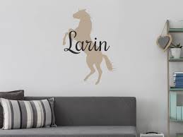 Larin group è un insieme di brand che sviluppano strategie di marketing per aiutare le aziende a competere in un mondo in rapida evoluzione. Wandtattoo Larin Als Namensschild Monogramm Oder Verschnorkelte Schrift