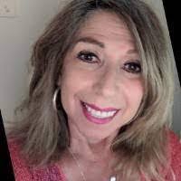 Lisa Cardillo's Instagram, Twitter & Facebook