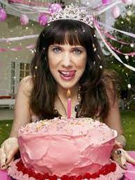 Wiig got her start at the legendary to celebrate the winsome ms. Google Image Result For Http Img Listal Com Image 439690 600full Kristen Wiig Kristen Wiig Birthday Kristen