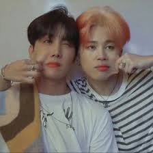 Apple has a find my iphone feature for lost iphones, ipads, macs, and more, but there's also a find my airpods feature that. Bts Rap Line Beaded Airpod Phone Bullet Journal Keychain Rm Namjoon Suga Yoongi Hobi Hoseok Accessories Keychains Xn Kopsch Orthopdie 7nb De