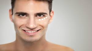 Tras la limpieza, llega el momento de empezar a aplicar en tu cara las mejores cremas para mayores de 50 años. Crema Facial Para Hombre La Mejor Del 2021 Sincable