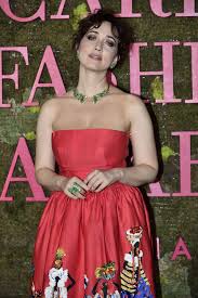 L'attrice con indosso una mises supersexy, un semi topl. Chiara Francini At Green Carpet Fashion Awards In Milan 2018 09 23 Celebskart