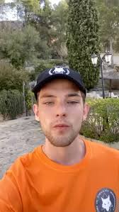 Curso de #apnea para #surf en #arinaga #pozoizquierdo. @nick.spangenberg  @yannik_kolb_gonzalez @denniskolbgonzalez_e37