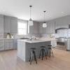 Another paint color that is excellent to pair with maple kitchen cabinets is white. Https Encrypted Tbn0 Gstatic Com Images Q Tbn And9gctbld0xojjnyvnepqfrqthk6r6jj4sbkigtf7xsfmvzn8ocxvo6 Usqp Cau