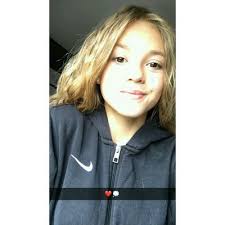 Eva André (@evaandre27)