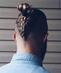 Top Knot With Braid Trendy Samurai Hairstyles Mens Braids Hairstyles Braided Bun Hairstyles Long Curly Hair Men