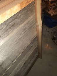 Meuble De Reception Faces En Vieux Bois Et Tablette Planches De Pin Brutes