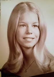 Mindy Denney's Instagram, Twitter & Facebook