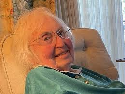 Beverly Godwin's Instagram, Twitter & Facebook