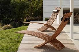 Each chair is made with an aluminum frame that's designed to stand up to water and uv light. 31 Stylish Modern Outdoor Furniture Ideas Digsdigs