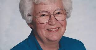 Betty Herold's Instagram, Twitter & Facebook