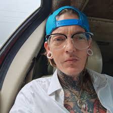 Off-road and Toyota shows