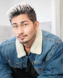 Ian Boggs's Instagram, Twitter & Facebook