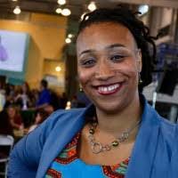 Niesha Moore's Instagram, Twitter & Facebook