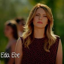Eda ece boyu, kaç yaşında? Eda Ece Home Facebook