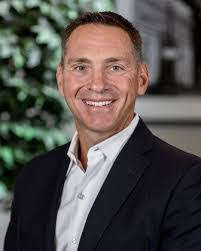 Mark Erdmann's Instagram, Twitter & Facebook