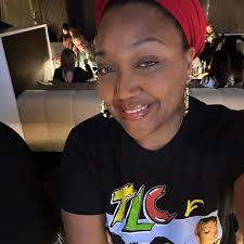 From SLAP SLAP SLAP to clinks clinks clinks, la mode can make you do crazy  things