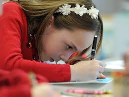 Photo Gallery: Students create quilt for refugee children