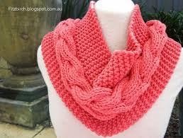 I love this stitch, and if you are a beginner and you only know to knit and purl you can easily make this hat and cowl, especially there's no increasing or for the hat and the cowl you will need: Cowl Knitting Patterns In The Loop Knitting